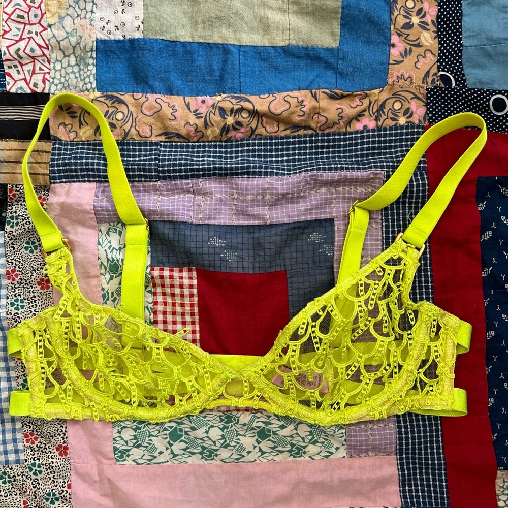 Agent Provocateur Bra 34B neon green